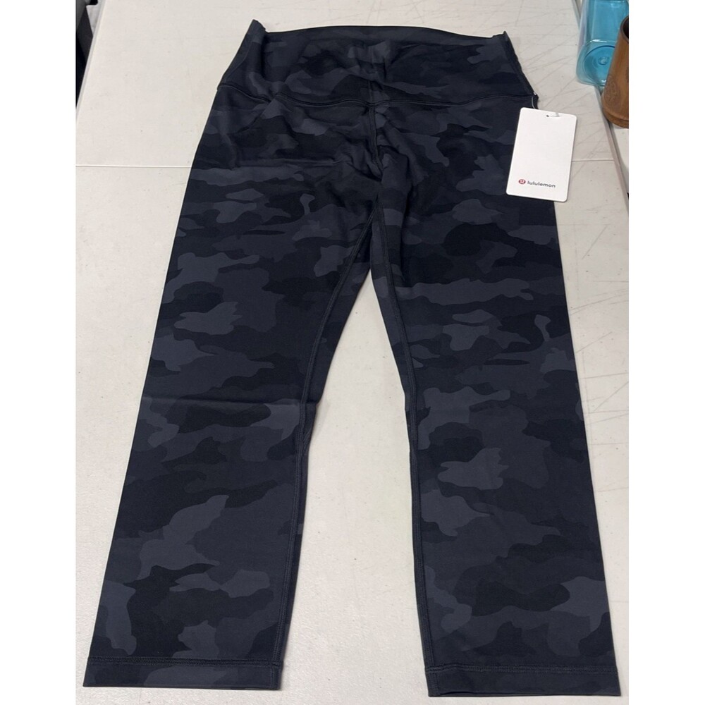 Lululemon Align HR Crop 21" Black Camo Leggings Size 8 NWT